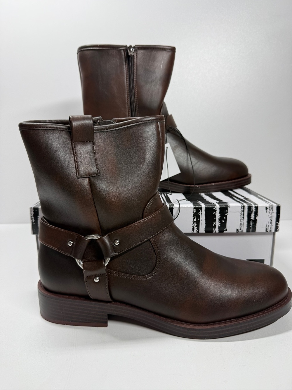 NIB • Dv Dolce Vita Women's Moto Boot Size: 11